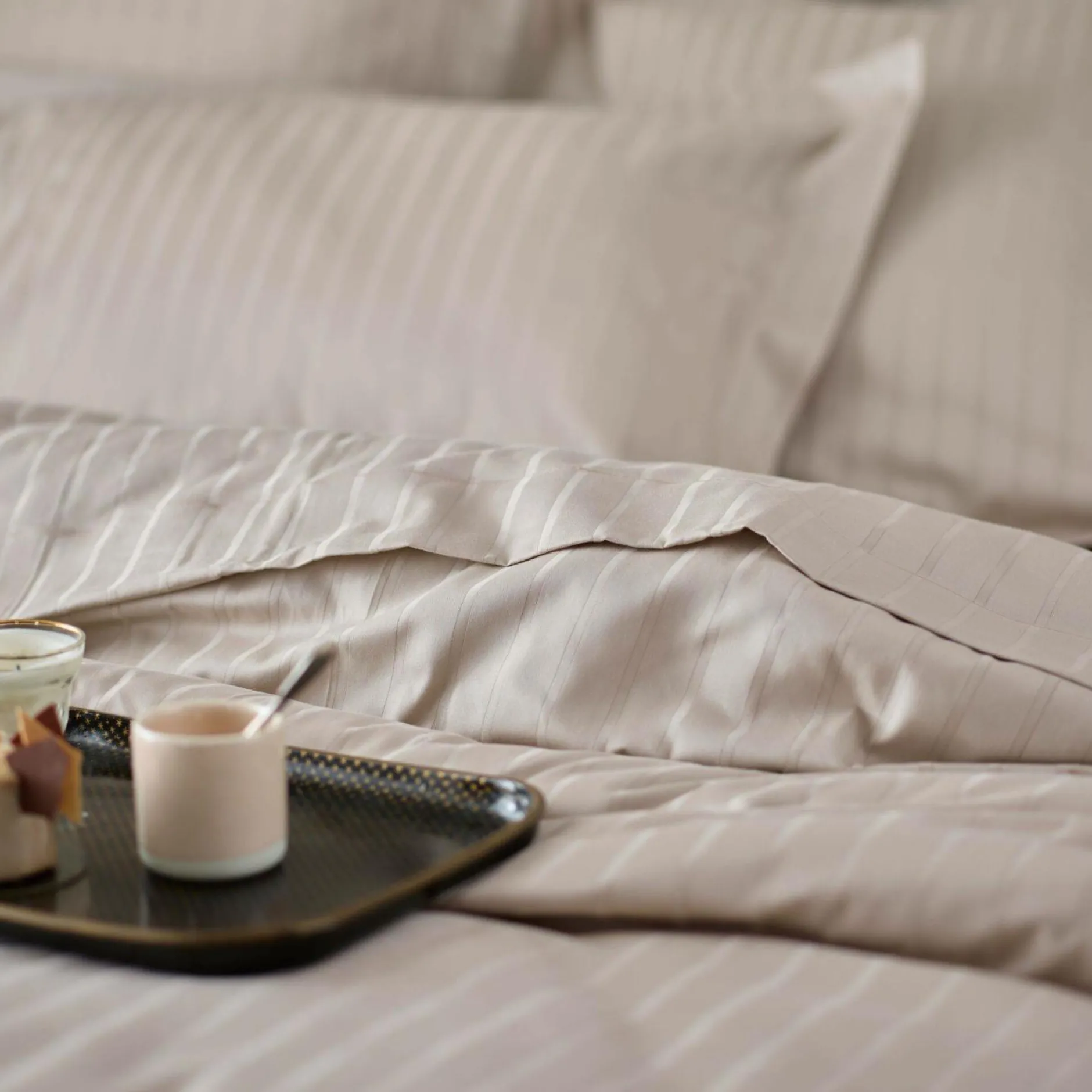 Taies D'Oreiller>Camif BLANC DES VOSGES Taie d'oreiller satin Divine - - Taie d'oreiller 50 x 73 cm Chanvre