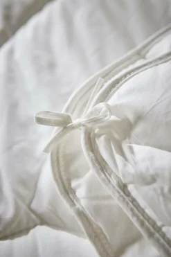 Couettes|Couettes><noscript><img width=