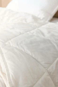 Couettes|Couettes><noscript><img width=