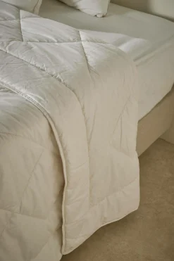 Couettes|Couettes><noscript><img width=