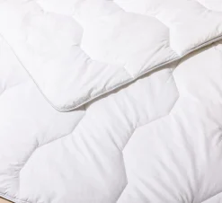 Couettes|Couettes><noscript><img width=