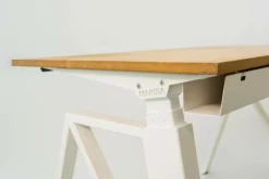 Bureaux>Camif MAKIBA Bureau électrique assis-debout ergonomique Maxime - - Largeur 140 cm Plateau Bois Clair/Pied Blanc