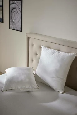 Oreillers|Oreillers>Camif Oreiller déhoussable en satin Léonore - Ferme - 50 x 70 cm