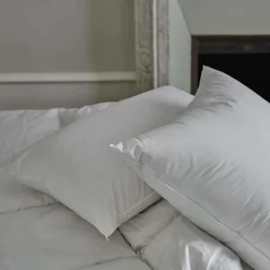 Oreillers|Oreillers>Camif Oreiller moelleux en duvet et percale biologique Carla - Moelleux - 65 x 65 cm