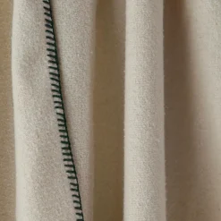 Plaids|Plaids><noscript><img width=