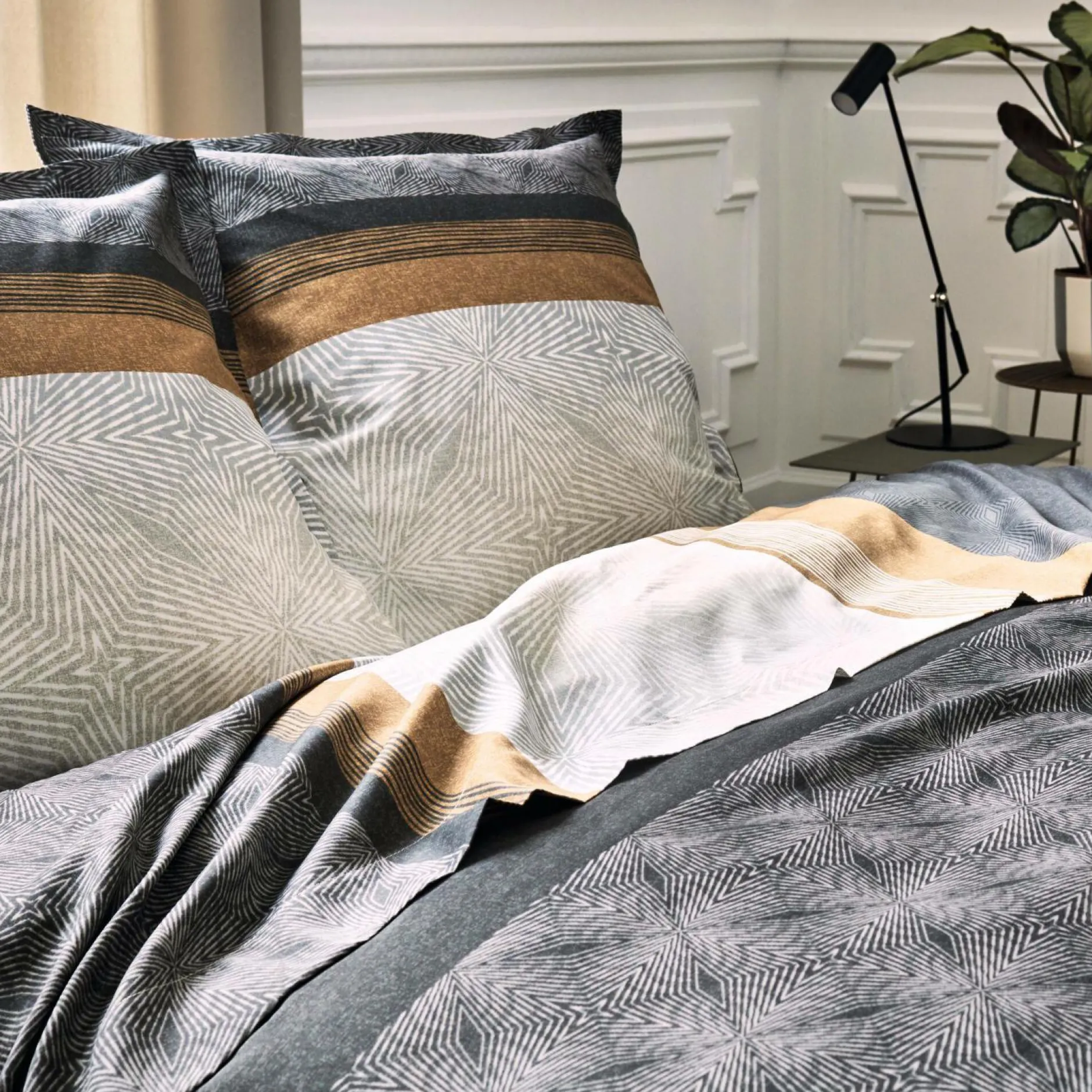 Taies D'Oreiller|Housses De Couette>Camif TRADILINGE Taie d'oreiller satin Tiago Noir - 50 x 70 cm